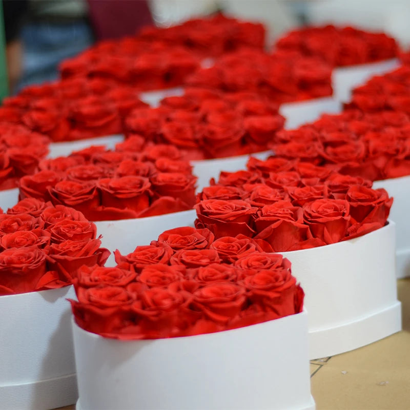 Custom Valentine Gifts small preserved flowers eternal rose in heart box luxury