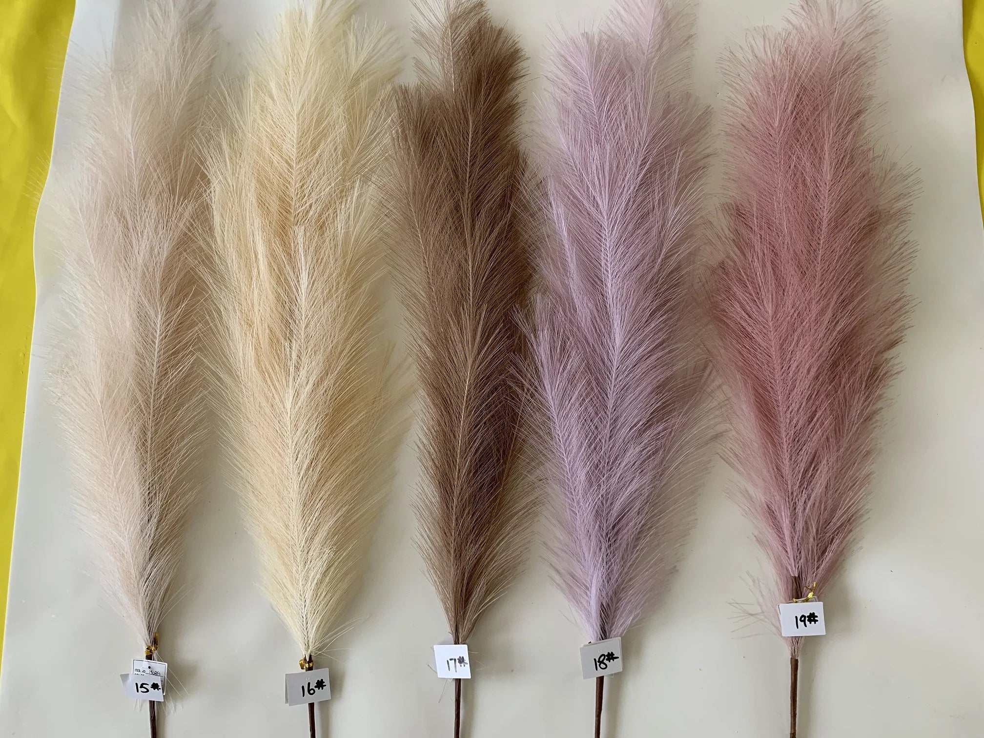 Artificial Dried Feather Wedding Decorative Flowers  Fluffy Faux Pampas Grass Artificial